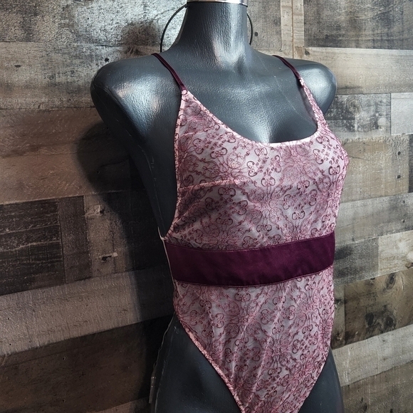 New Victoria’s Secret lingerie Sz L - Picture 4 of 13